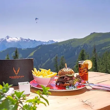Schmiedhof Alm Hotel